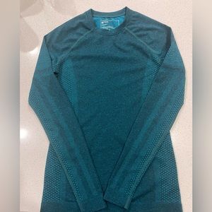 Figs teal long-sleeve under-scrub XS size